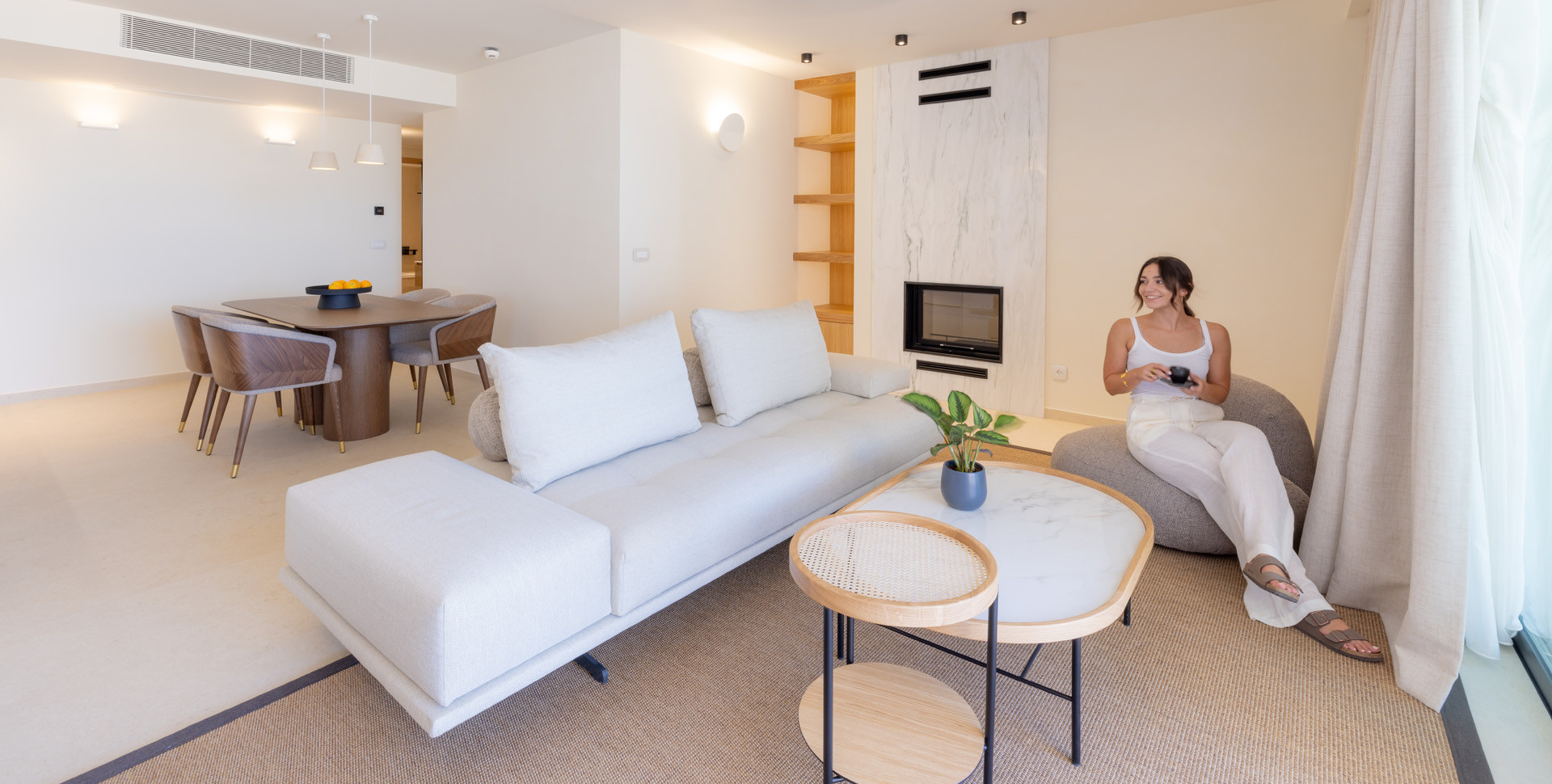 Deluxe Apartment with Sea View and Outdoor Hydromassage Bathtub